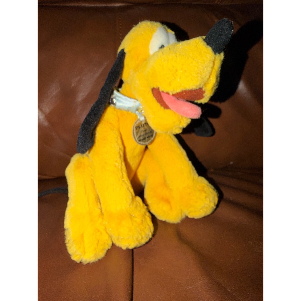 Disney Dreamβ Friends Pluto Plush Walt Disney World Jeweled Collar Dog Tag Toy
